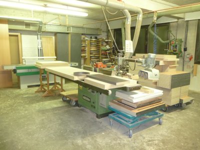 Zuschnitt der M&ouml;bel in unserer Werkstatt